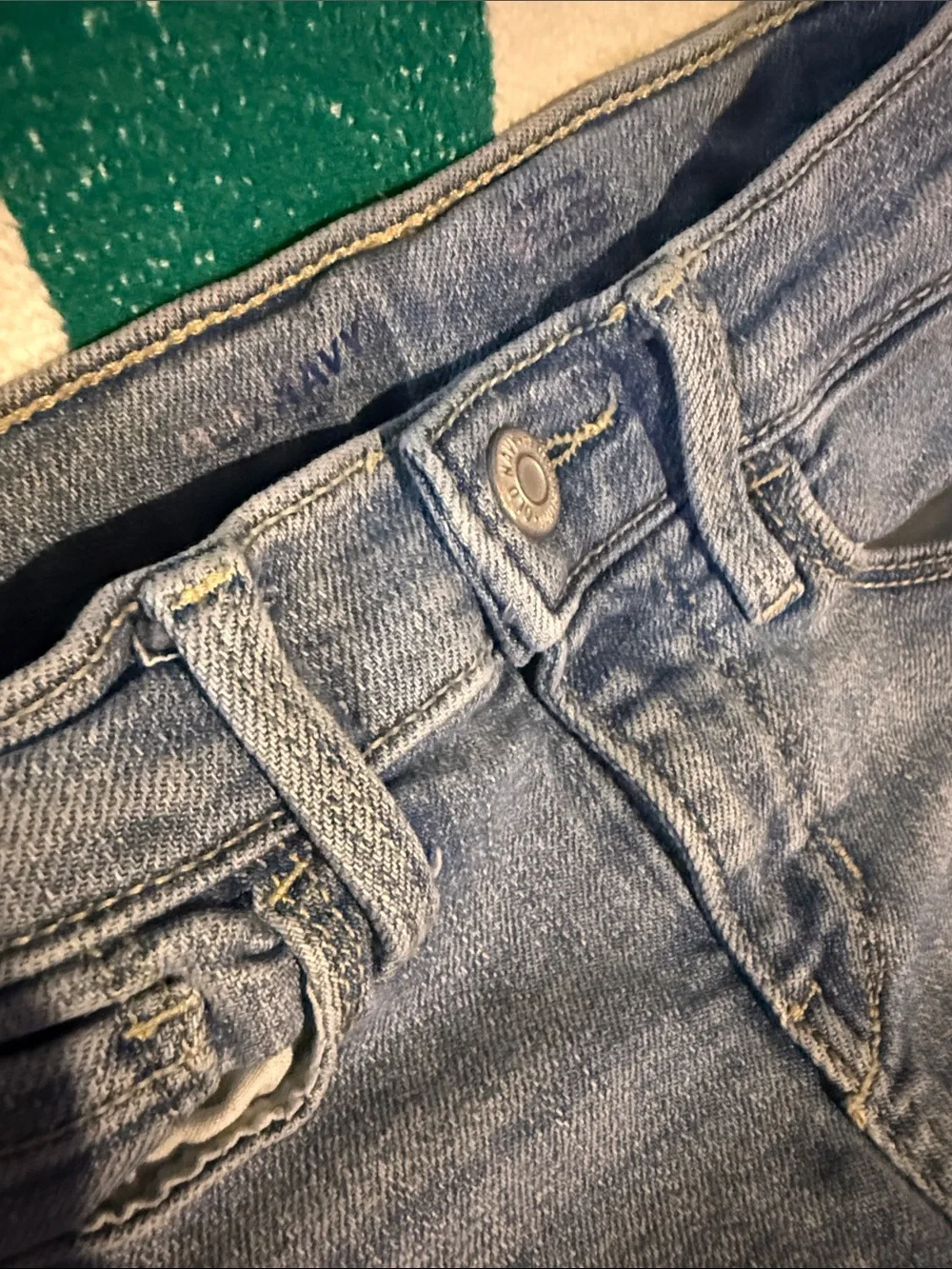 Old Navy girl light